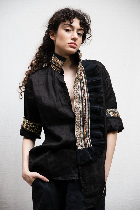 DSM.136 Black linen shirt with embroideries and black ruffles