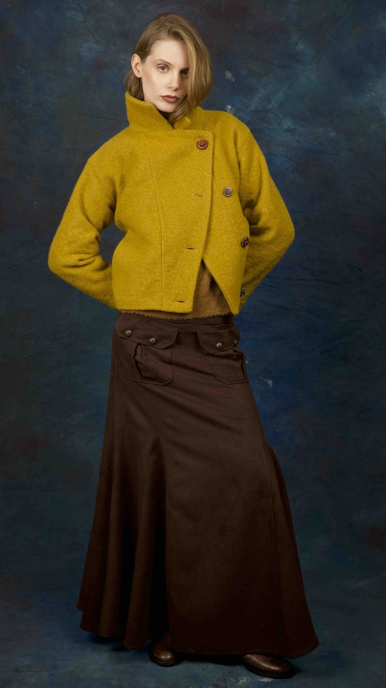 SK.08 Brown velour skirt