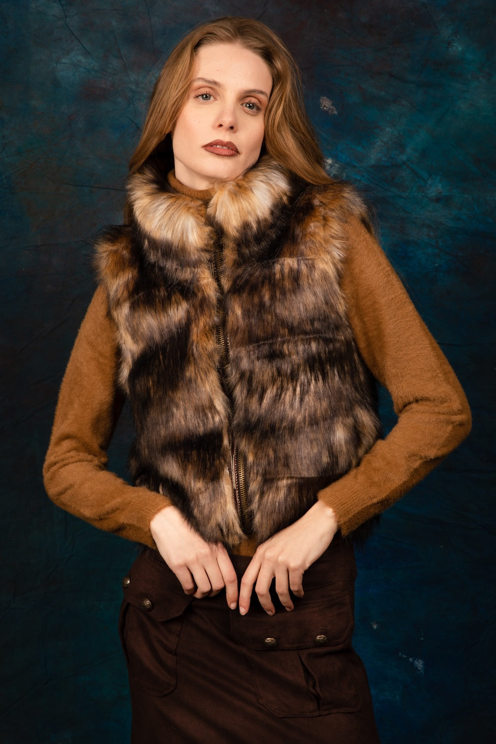 B.302 Wolf like wool fur vest