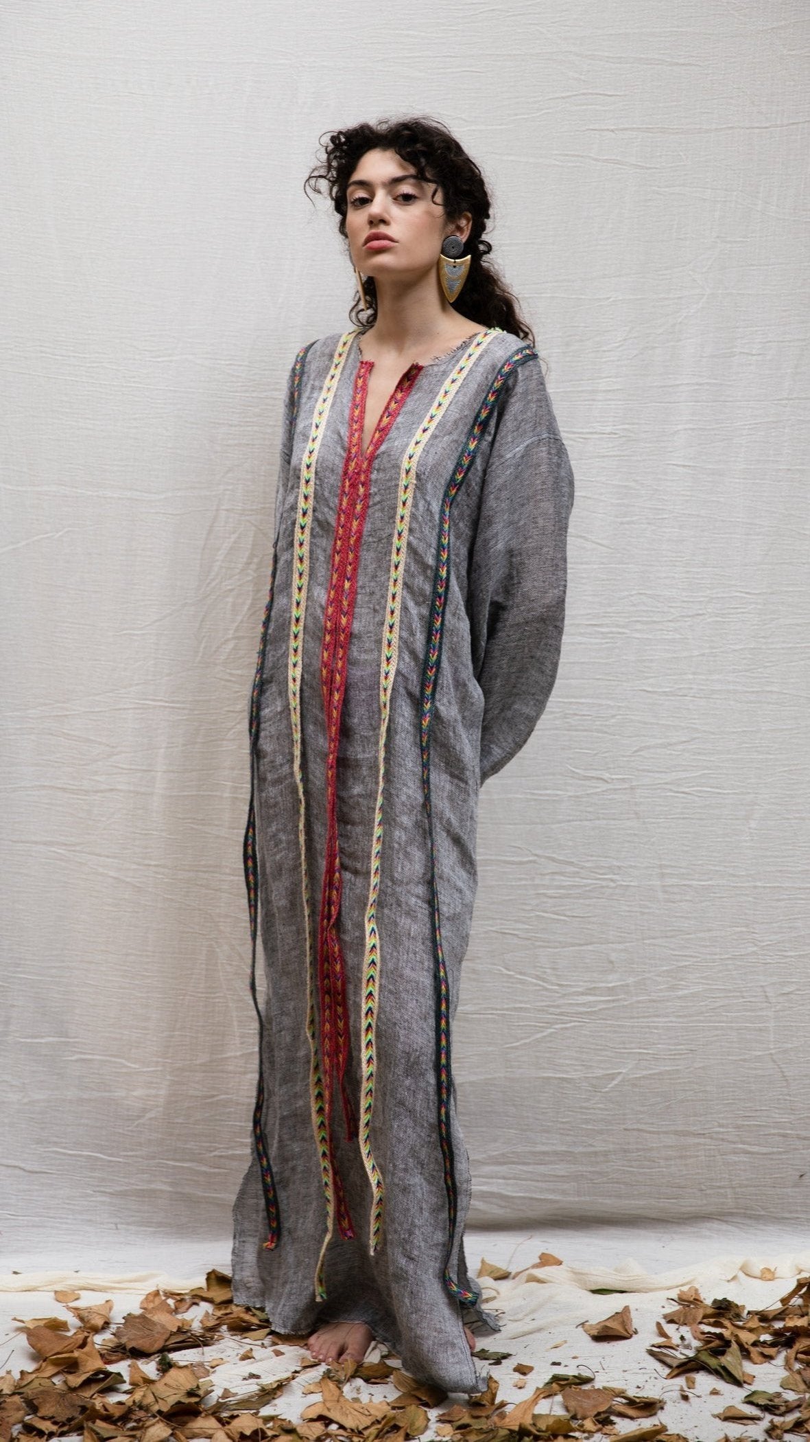 D.394 Grey Linen caftan dress with colorful trims