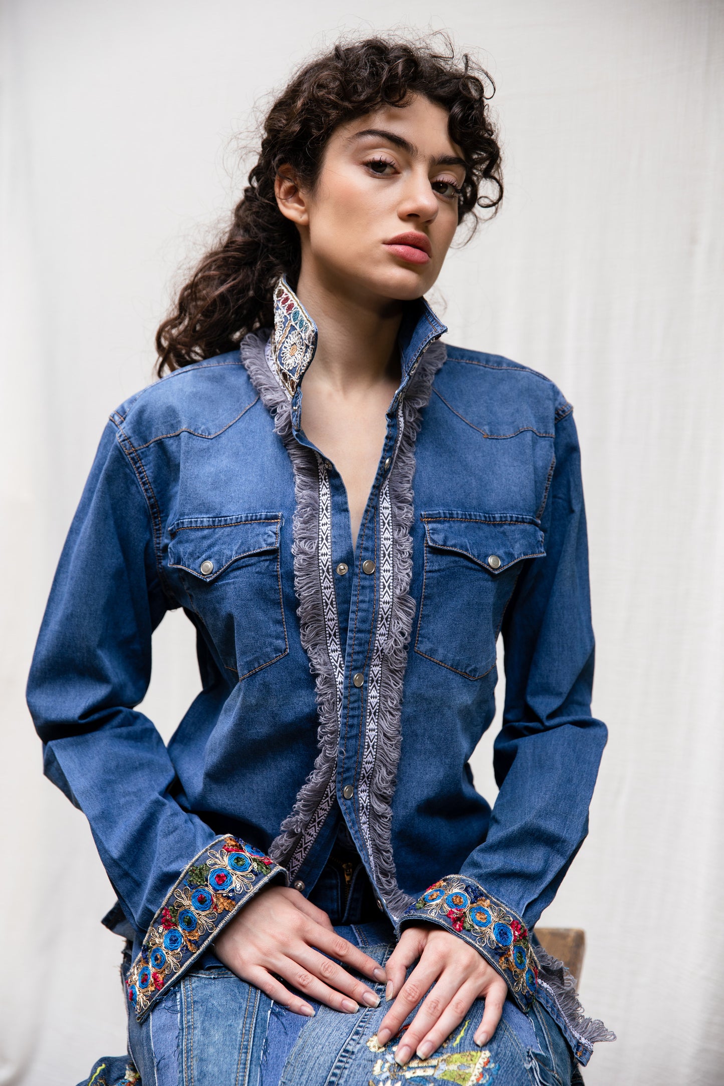 DSM.149 Denim cotton shirt with colorful embroideries